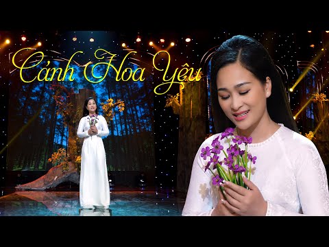 Thể hiện bởi Đồng Chinh