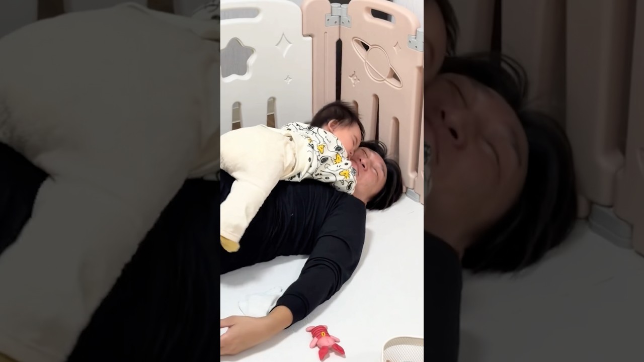 パパが大好きすぎて苦しめちゃう赤ちゃん😂 / Baby Loves Dad So Much… It Hurts 😂 #赤ちゃん #baby