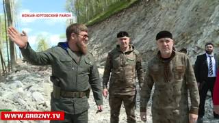 Рамзан Кадыров поручил отреставрировать памятник шейху Ташу-Хаджи Саясановскому 