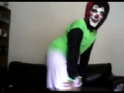 Cayçara e Vitão mandando o quadradinho