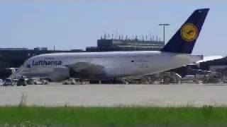 preview picture of video 'Lufthansa A380 Hannover Langenhagen HAJ 03.06.2010 Pause'