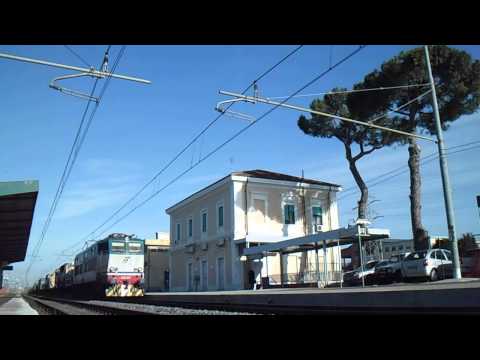 E655.541 sul TCS 51015 Milano Smistamento - Bicocca, in transito a Pomezia