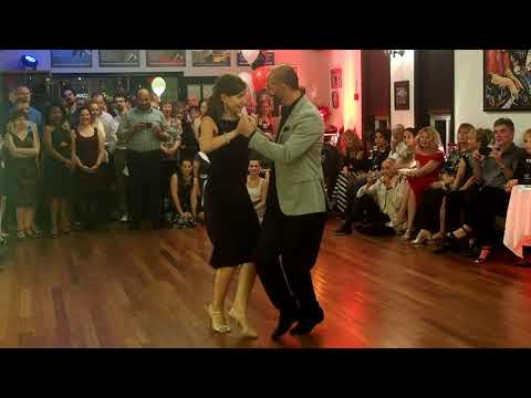 Vals by Tarek & Elizabeth