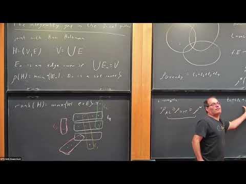 A Sharp Bound on the Integrality Gap in the 3-Set Cover Problem