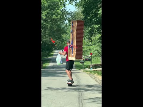 Pizza Guy erledigt die größte Lieferung der Welt!