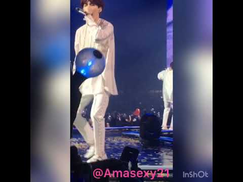 180929 BTS Newark Day 2 🌹I Need You 🌹Run🌹  Love Yourself 2