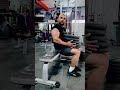 पीछे मुड़कर नही देखना हैं🔥.#tricepsworkout #youtubeshorts #shortsvideo #fitness #viralvideo #gym#