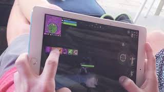 14 Kill Win w/ my brothers and my neighbor watching!