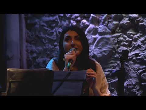 Lyre 'n' Rhapsody - Greek Traditional Song From Thrace, Με γελάσαν τα πουλιά