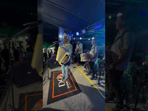Show em Terra Preta/ São Joaquim do Monte - PE. Entrega do Calçamento.