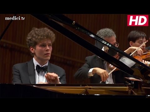 Szymon Nehring: Beethoven, Piano Concerto No.1 in C Major, Op.15 (Rubinstein Piano Competition)
