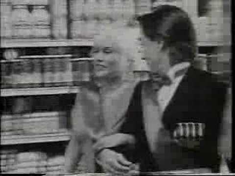 Iggy Pop & Debbie Harry Sing 