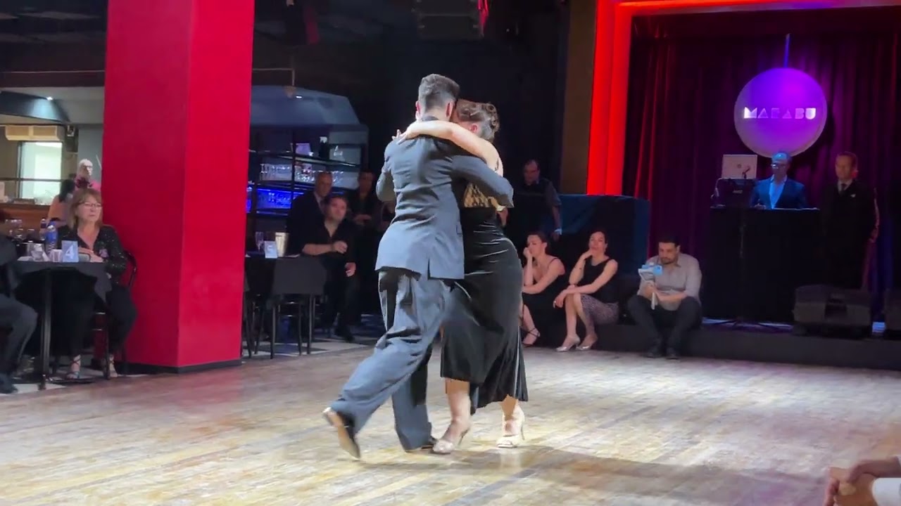 Argentine Tango | Suyay Quiroga and Jonny Carvajal | Milonga Malena (2)