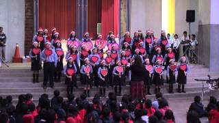 明道普霖斯頓小學2013聖誕點燈（2）～合唱團表演