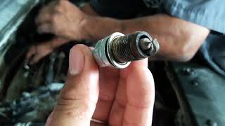 How to remove and replace spark plugs on a 2007, 3.8L hyundai entourage limited