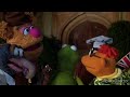 The Great Muppets Caper Getting Up The Roof