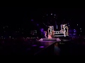 Nicki Minaj Performs Anaconda