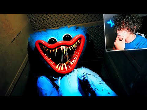THIS TERRIFYING TOY IS CRAWLING AFTER ME IN THE VENTS!! | Poppy Playtime [Chapter 1 Ending]