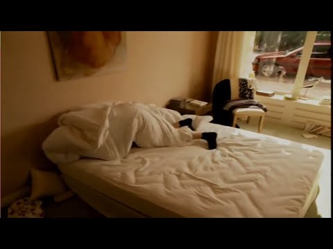 Publicité 106  Peugeot - Voilà la chenille ! 1995