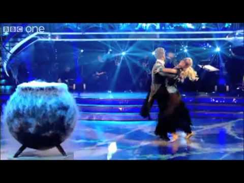 Scott Maslen & Natalie Lowe - Strictly Come Dancing 2010, Week 5 - BBC