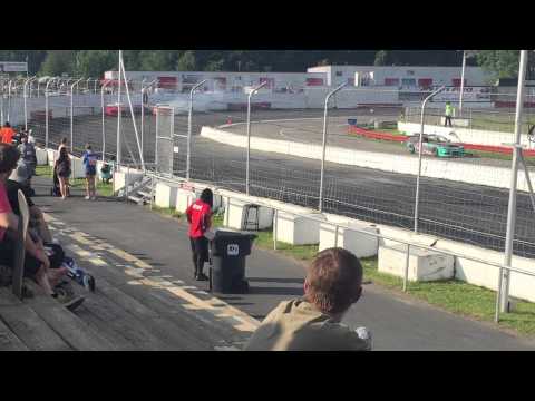 Tom-Tom vs Pat Cyr Formula Drift Canada Autodrome St-Eustache