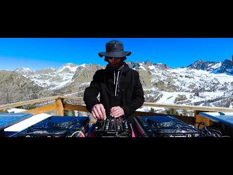 Nowosad | 2000m n.p.m. | @Le Schuss Isola