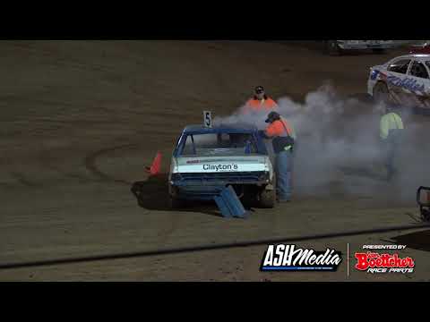 Modified Sedans: 2015/16 Queensland Title - B-Main - Carina Speedway - 12.06.2016