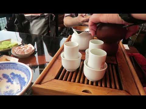 Explicando como servir o chá na Amei Tea House! ｜Norte de Taiwan, distrito de Ruifang, nova cidade de Taipei, Jiufen