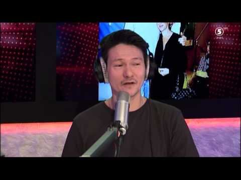 Kändisen som messade bild 26 minuter efter födseln - VAKNA med NRJ