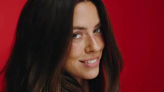 ICH FALL IN LOVE jetzt Video ansehen