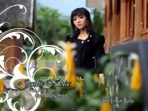 Nila Sari-Gadis Kota (Official Music Video)Tapsel Madina