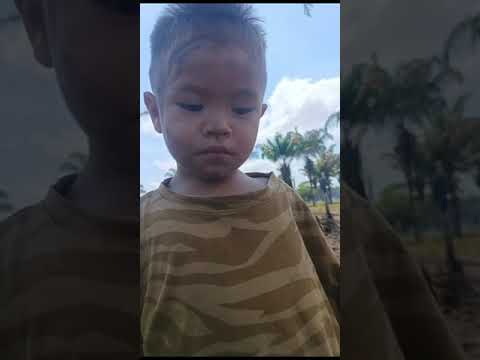 FOI AJUDAR NO TERRENO E VIROU SOLDADO FEZ ATÉ CAMUFLAGEM NO ROSTO.