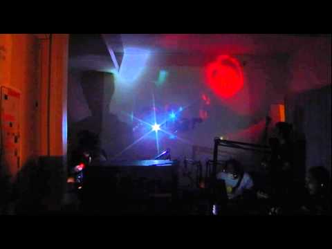 Extrait 6   ITW + Live Jitterlag