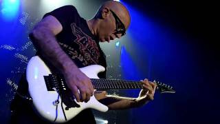 Joe Satriani - Light Years Away @ Paris La Cigale