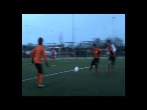Katwijk F1 -  RKAVV F1  (3-2) 18-01-2014 Sinan Ozen 1