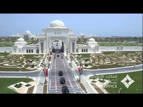 Chinese President arrives at the Presidential Palace in Abu Dhabi.
