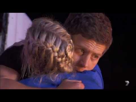 [Home And Away] Darryl Braxton & Ricky Sharpe II Kiss & Hug 6121 Scene
