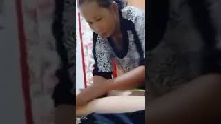 Download lagu pijat paha mulus mamah muda #shorts mp3