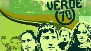 Video thumbnail of "Verde 70 Como Pez En La Arena"