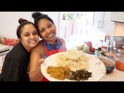 Paratha Roti and Pumpkin for Breakfast this morning, Joshua & Chef Jon's favorite 😍