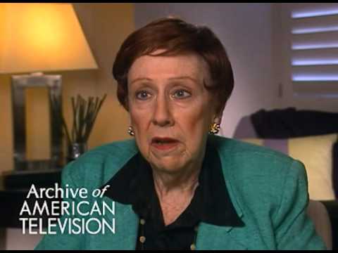 Jean Stapleton discusses the TV movie "Aunt Mary" - EMMYTVLEGENDS.ORG
