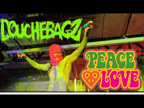 Douchebagz - Peace & love (En Vivo)