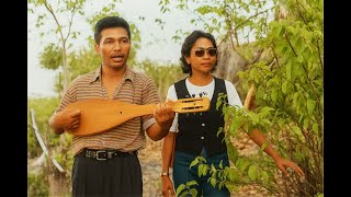 Download lagu Gambus Muna - Kamboino da malae lalono maka mpaise mp3 Download lagu Gambus Muna - Kamboino da malae lalono maka mpaise mp3