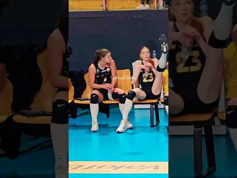 😯Oops! Didn't See That Coming! | Marina Markova's Reflexes on Point! #volleyball #voleybol