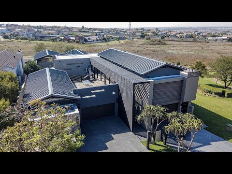 4 Bedroom house in Midstream Hill Estate