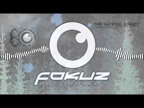 Macca & Loz Contreras - Love Me