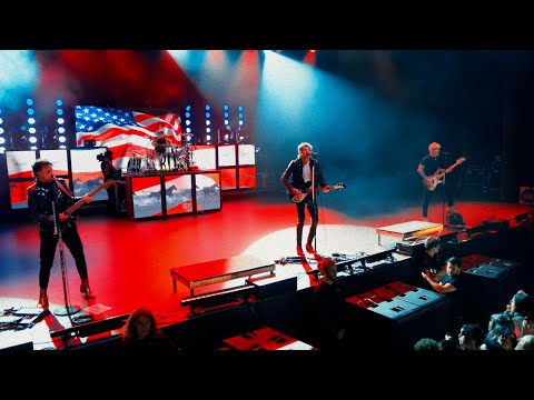 Video thumbnail for BORN IN THE U.S.A. (LIVE FROM THE MGM MUSIC HALL AT FENWAY PARK)
