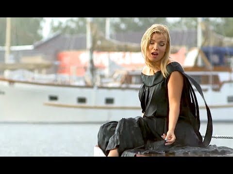 Luisa Värk Rõivas - Palun pöördu tagasi (Official Music Video) - ESTONIA