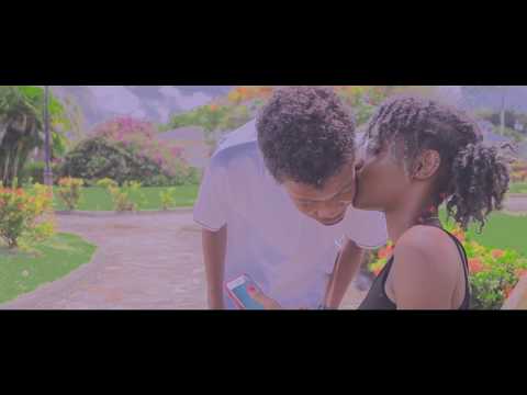 GeeLwee - Adultère (feat Drazy) [Clip Officiel] 2017