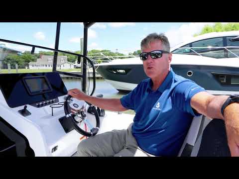 BENETEAU Flyer 8 SPACEdeck: Full Review & Walkthrough BENETEAU Flyer 8 SPACEdeck: Full Review & Walkthrough